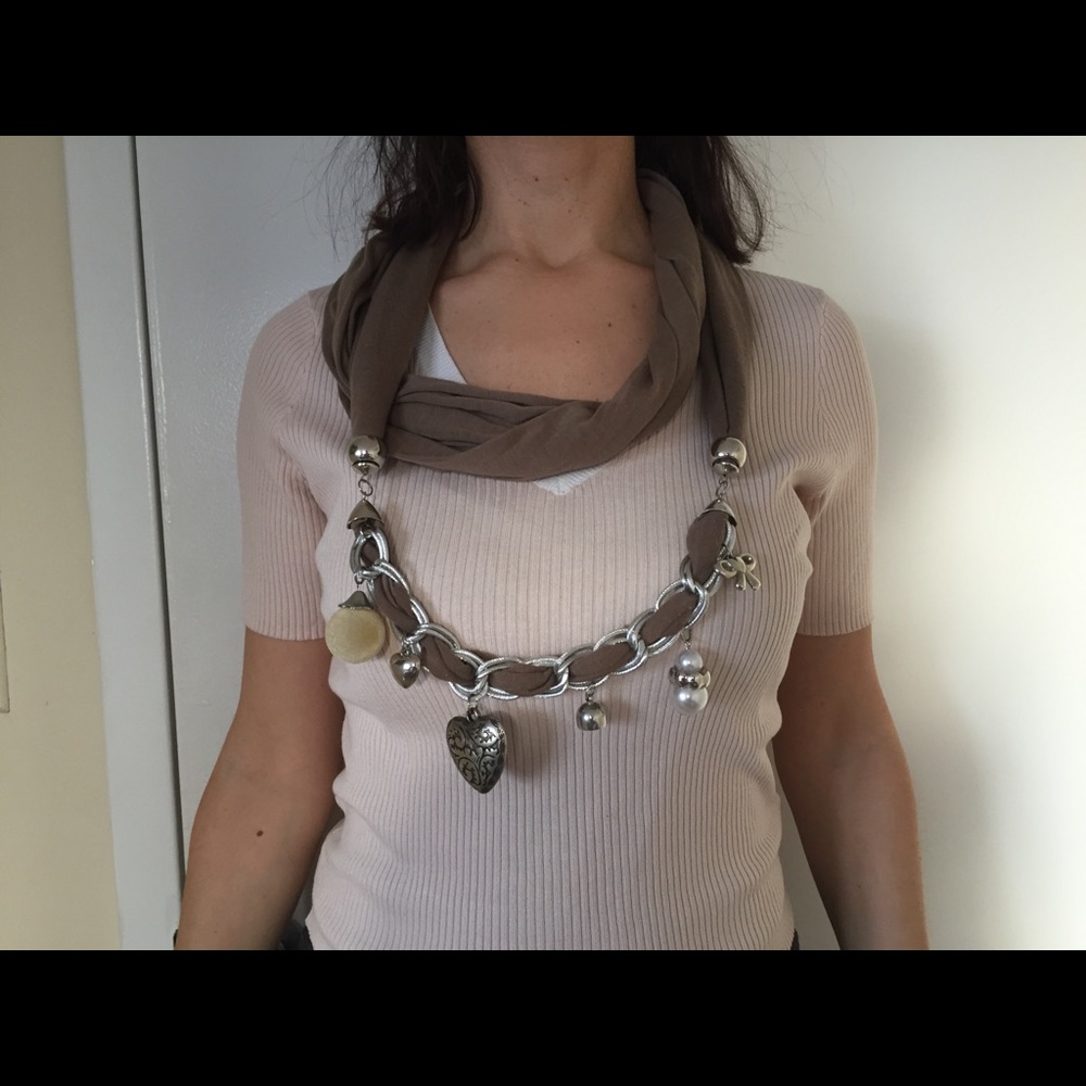 Scarf - Picture 3 of 6